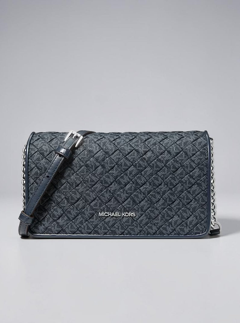 Jet Set Medium Signature Logo Crossbody Bag, 35F5STVC8B
