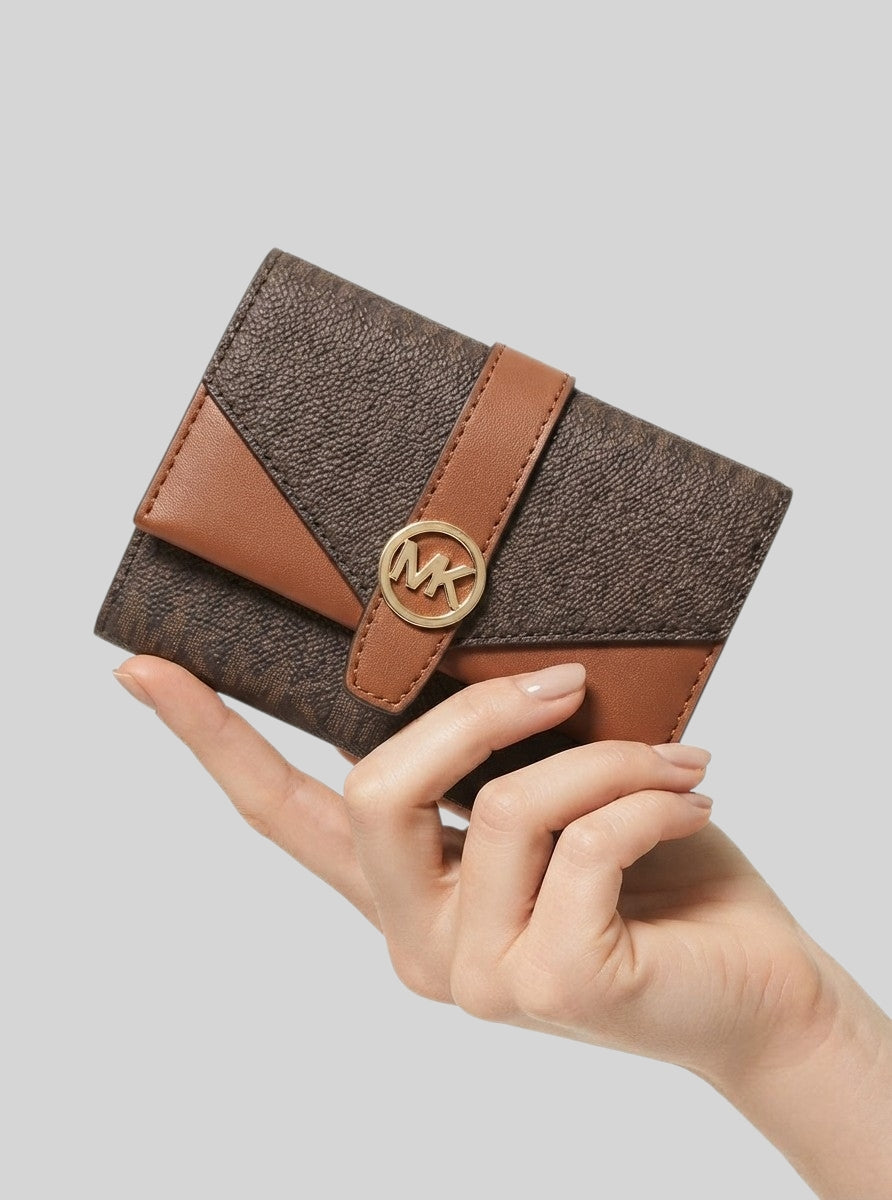 Greenwich Medium Signature Logo Trifold Wallet,35S5GGRE6B