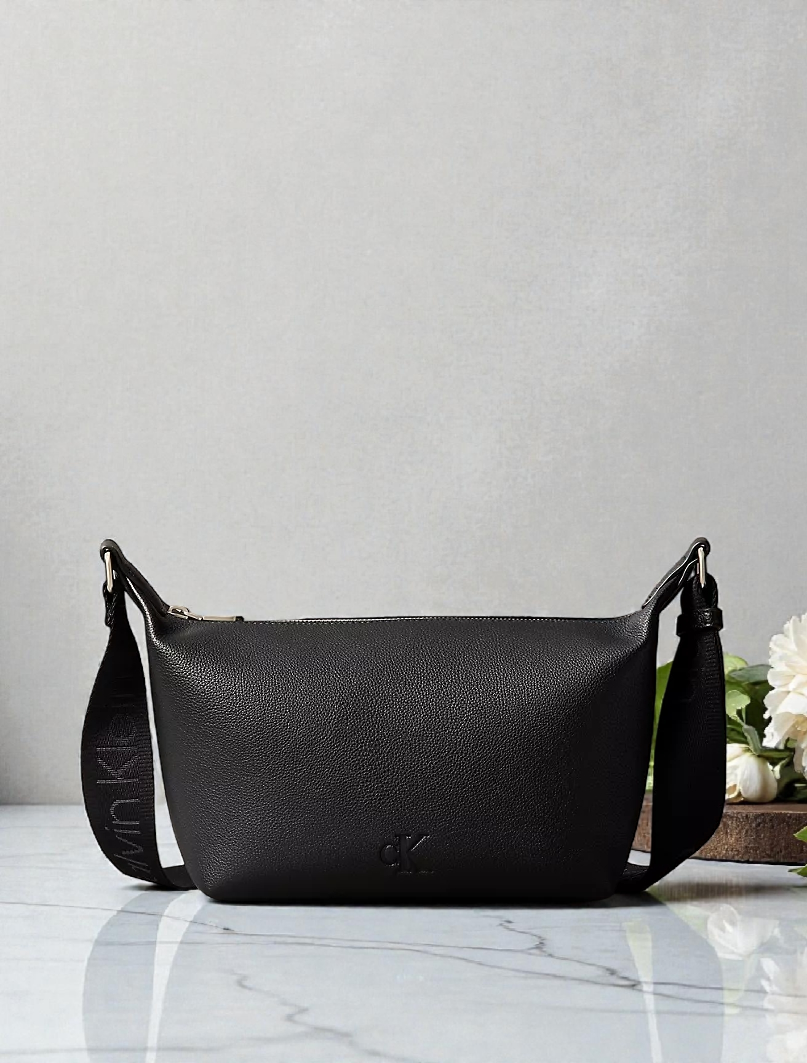 C.K Ultralight Shoulder Bag 4K3131G