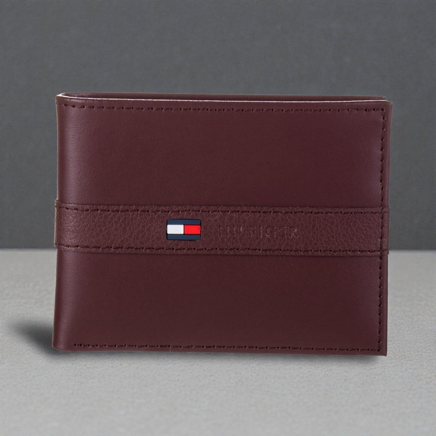 Tommy Hilfiger Men's Passcase Wallet with Removable ID Window