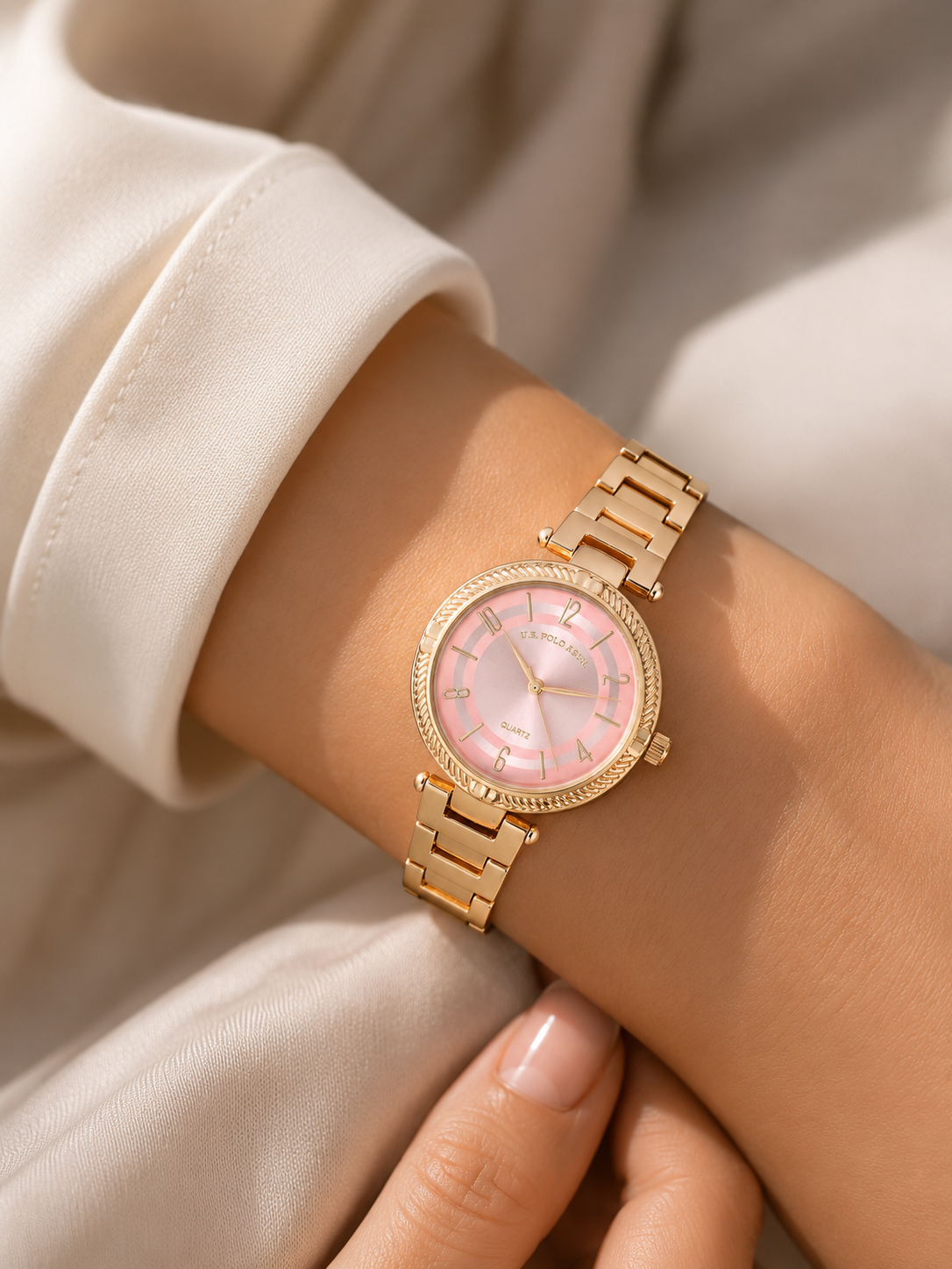 Immediate LADIES GOLD LINK WATCH,USC40720UO-0000A