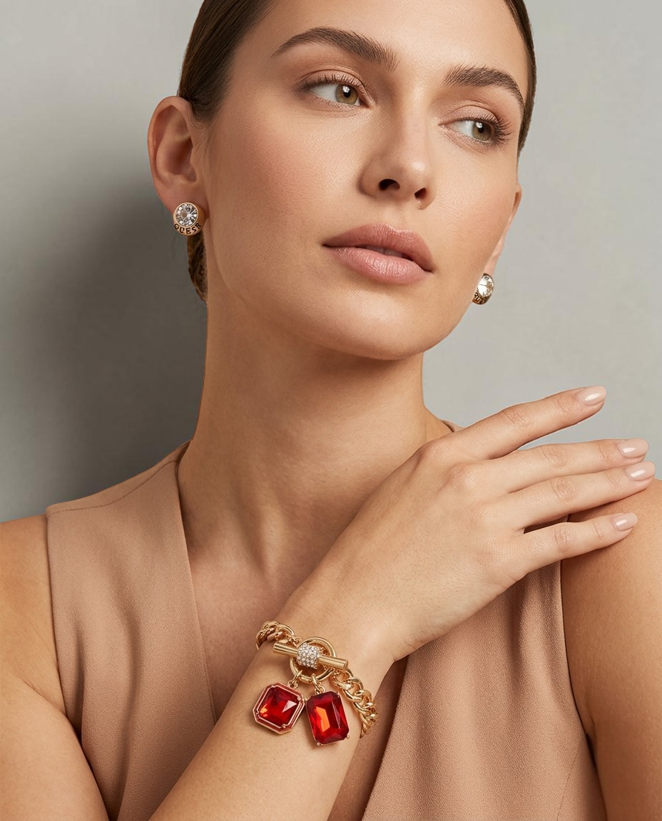 Immediate Guess Toggle Bracelet & Stud Earrings Set
