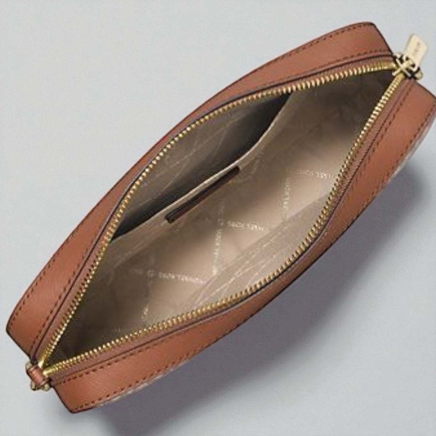 Jet Set Large Printed Logo Crossbody Bag 35F8GTTC3B