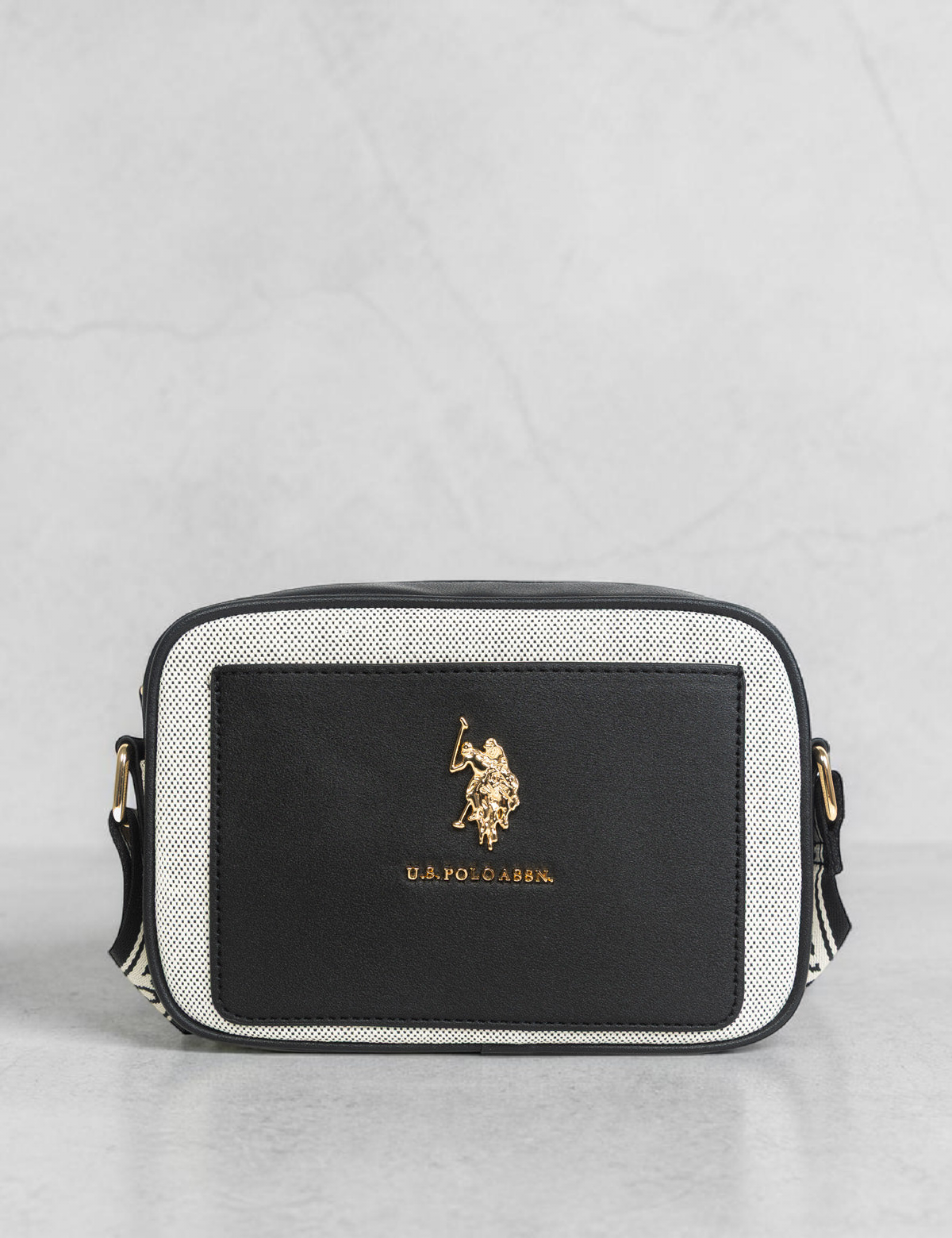 CANVAS POCKET CROSSBODY BAG Serial 27A360-AA00A