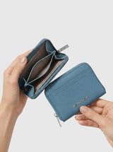 Jet Set Travel Medium Logo Zip-Around Card Case,35H9GTVZ2B