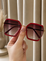 Immediate Bordeaux Gradient Butterfly Ladies Sunglasses
Item No. GF0418 69T 58